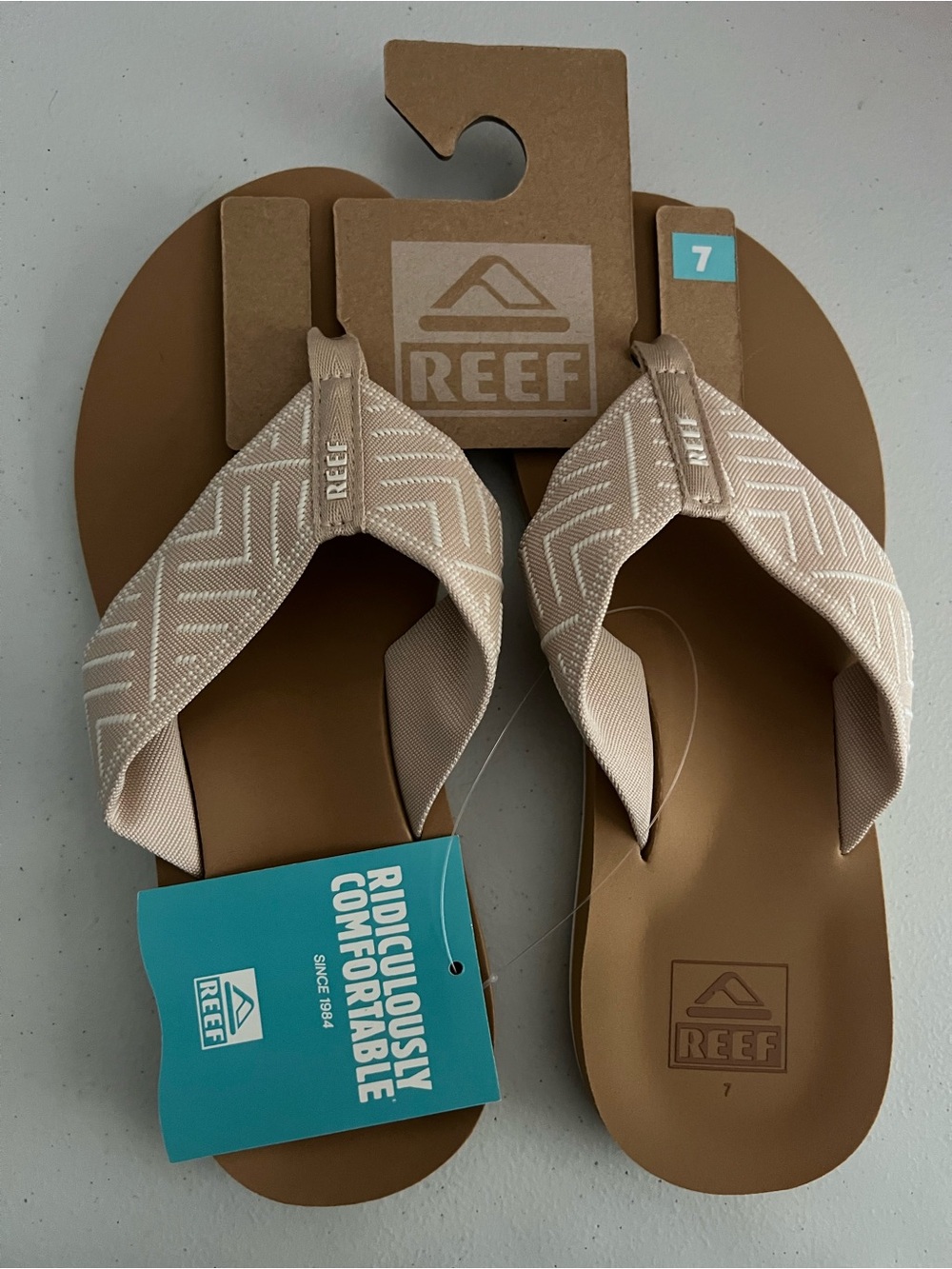 Reef sandals size 7